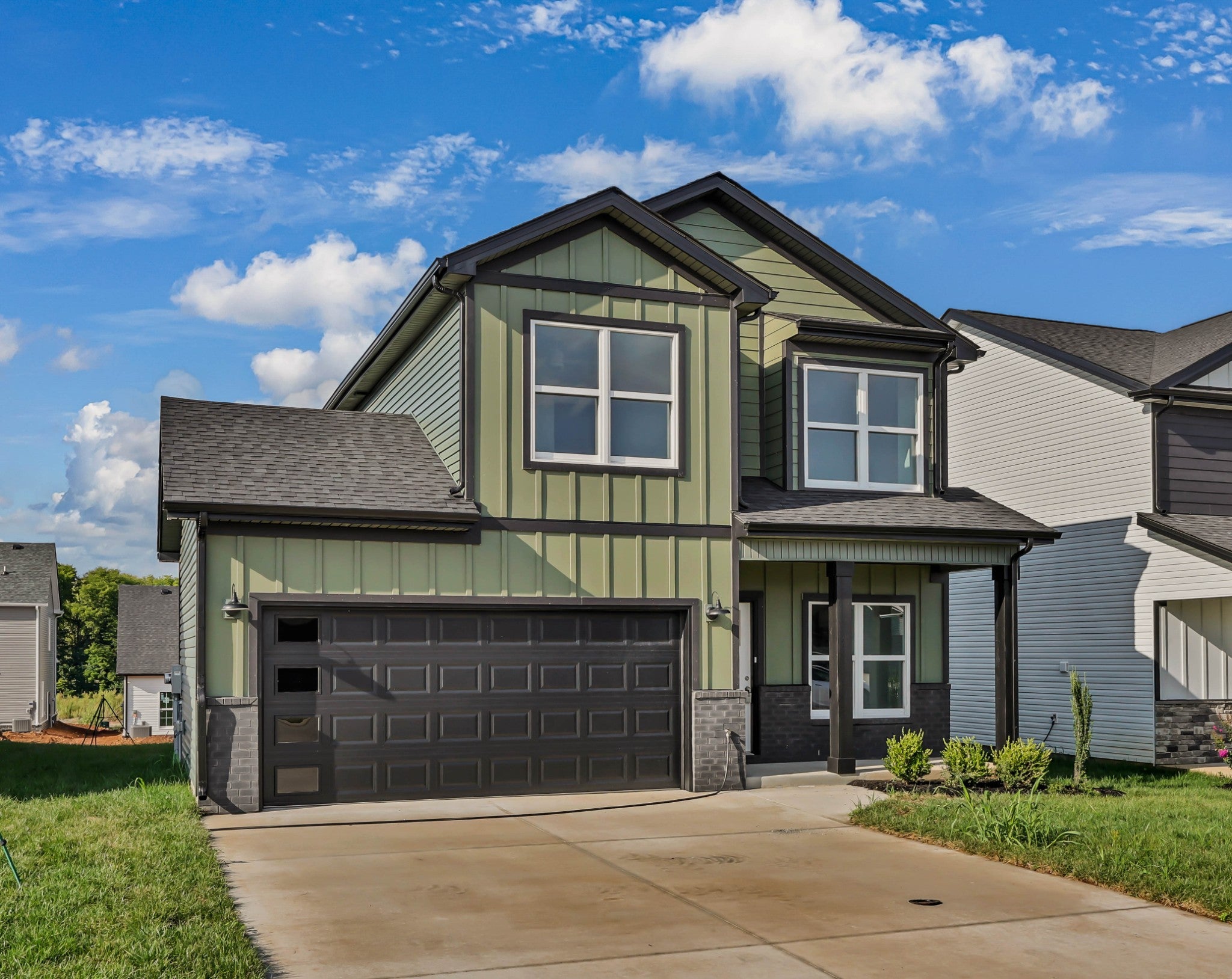 2712 Brewster Dr