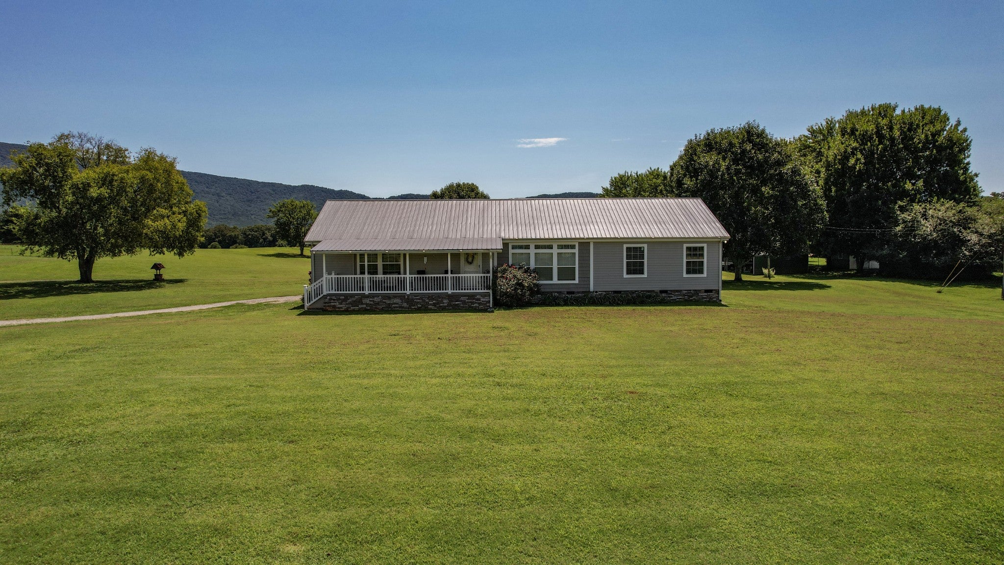7632 Highway 411