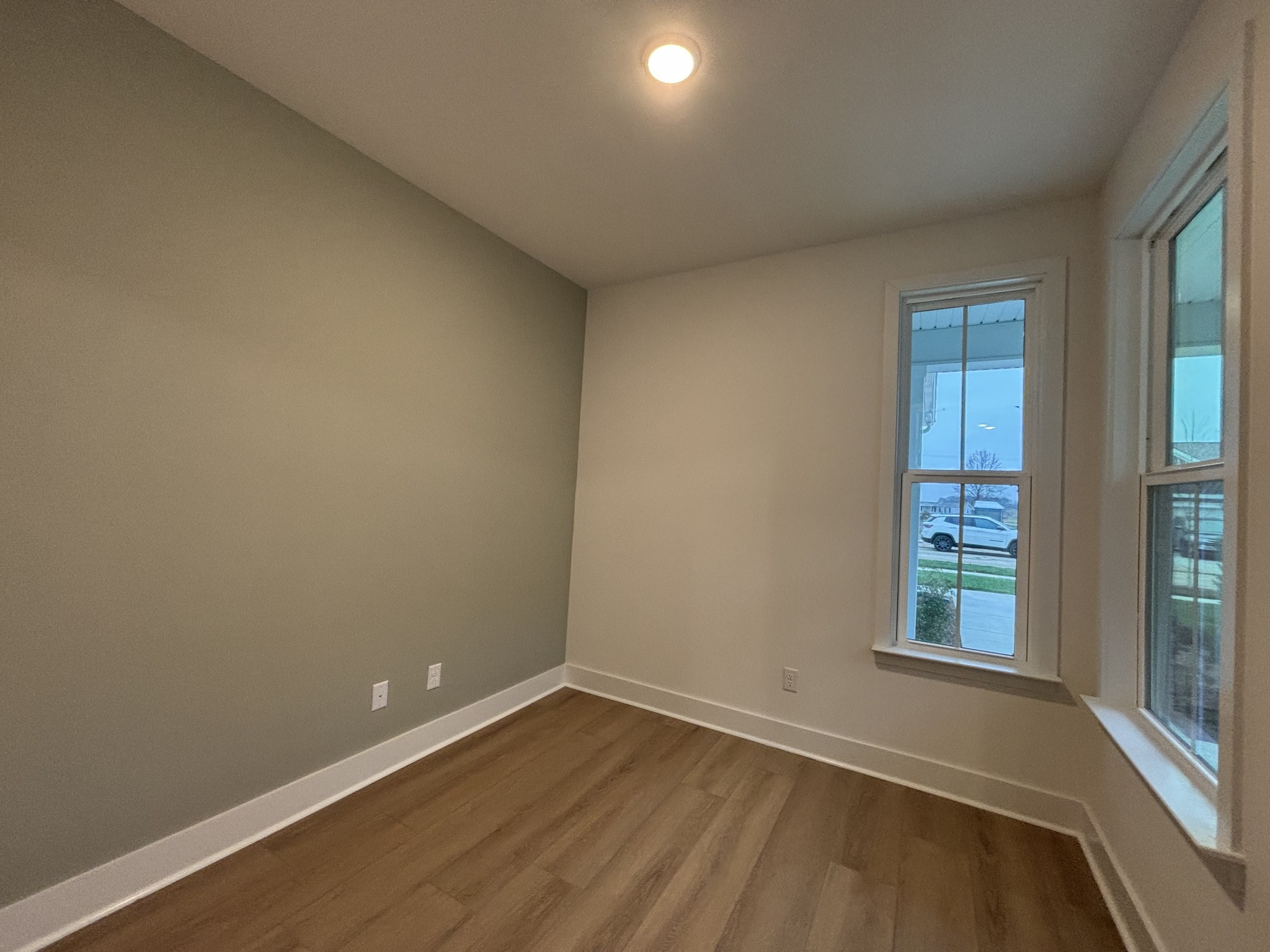 519 Scarlet Oak Road