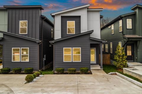 2118B Burns St Nashville TN 37216