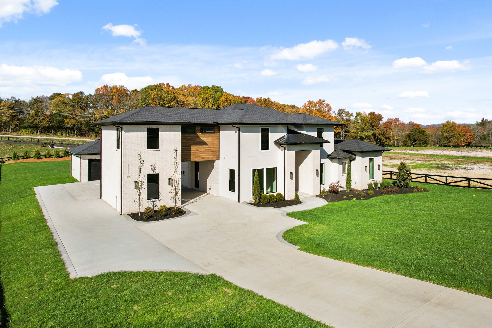 6057 Stone Cliff Ln