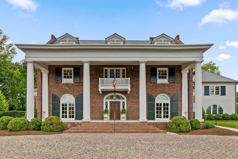 Photo of 1636 Hillcrest Road, Chattanooga, TN 37405 (MLS # 3214219)