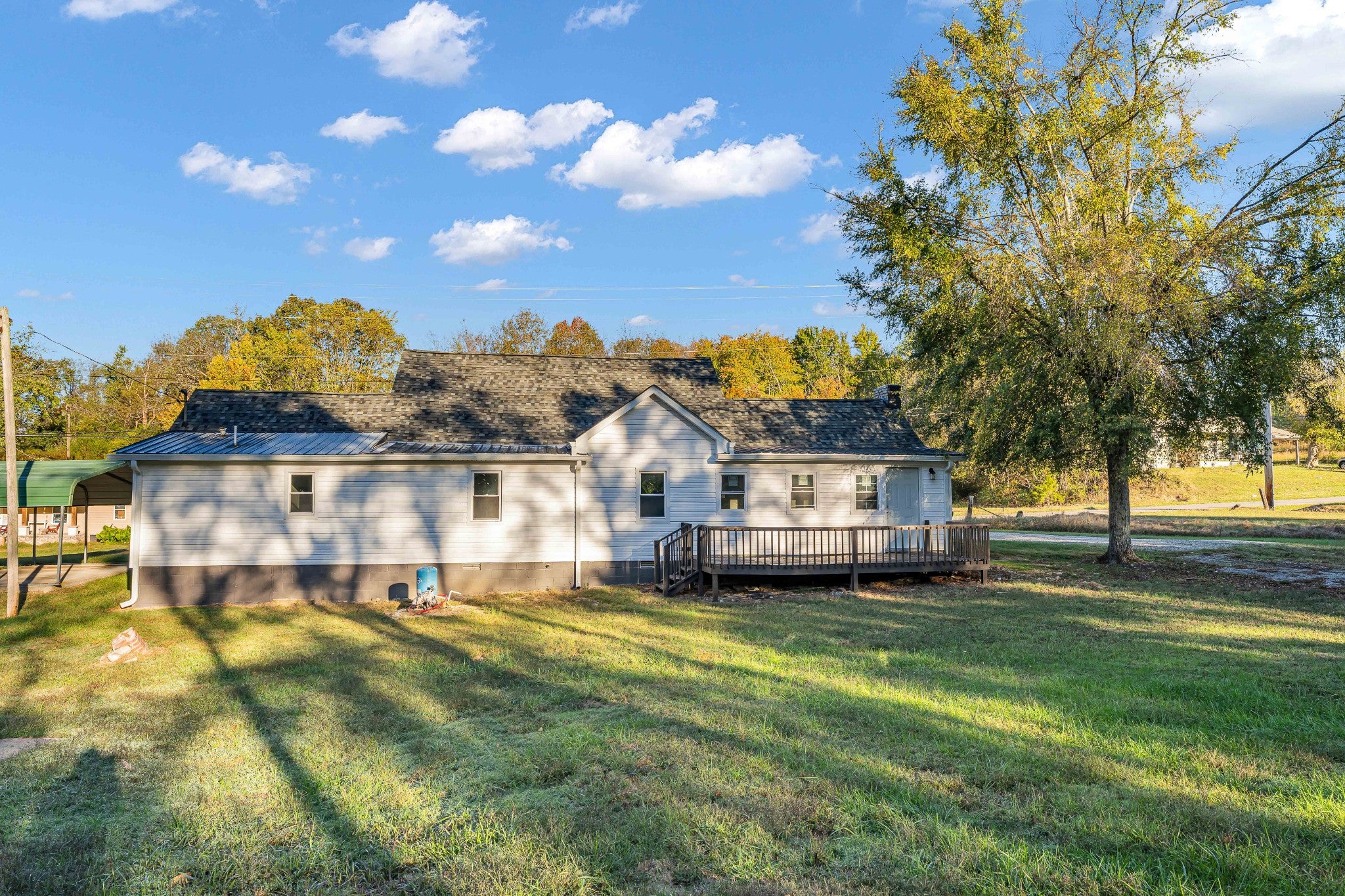 1320 Old Highway 31 E