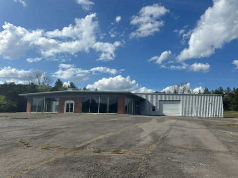 1662 Murfreesboro Rd Woodbury TN 37190