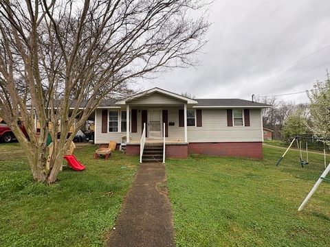 1011 Massengill St Winchester TN 37398