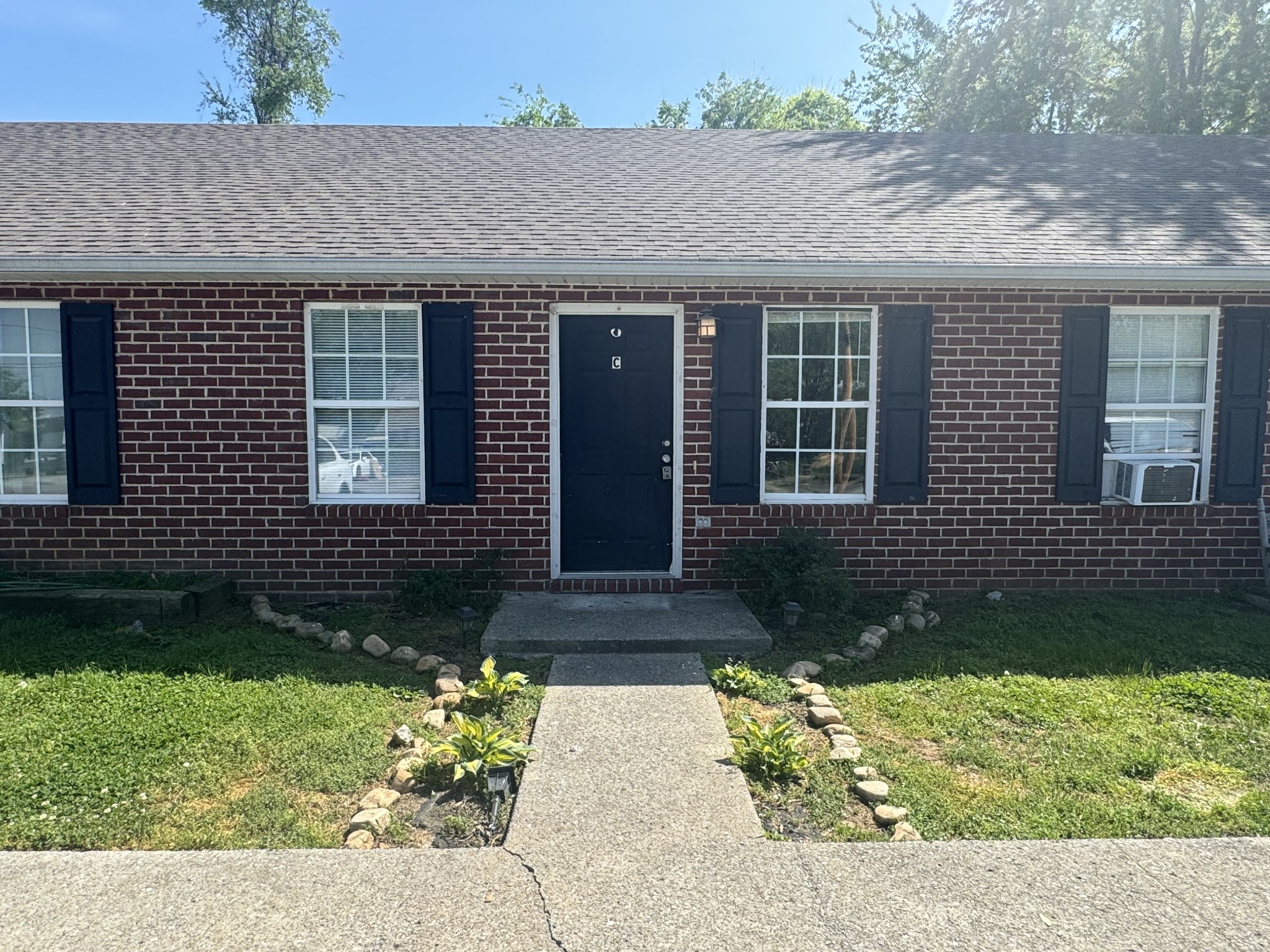 Photo 1 of 8 — 107 Pickle St C, Shelbyville, TN 37160