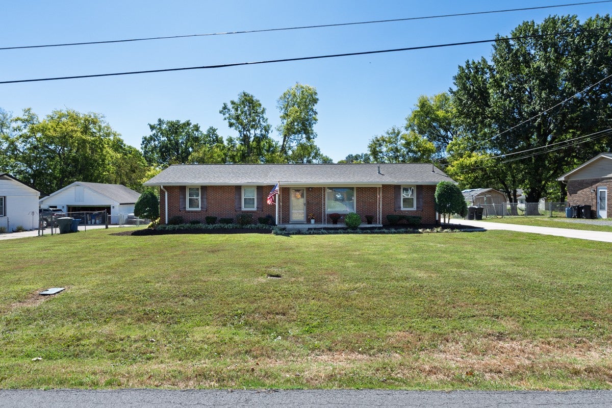 114 Woodyside Dr