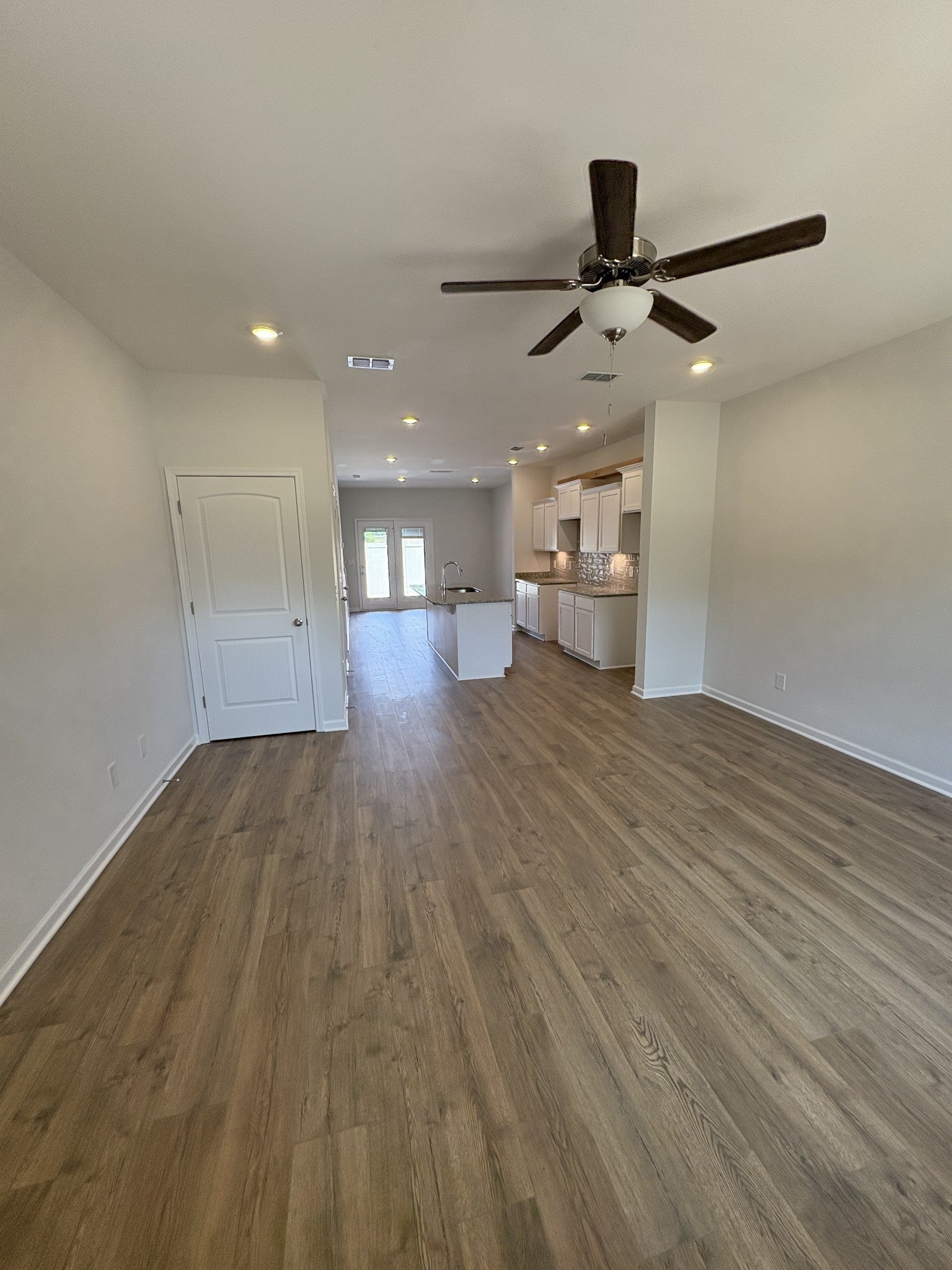 135 Ace Ave