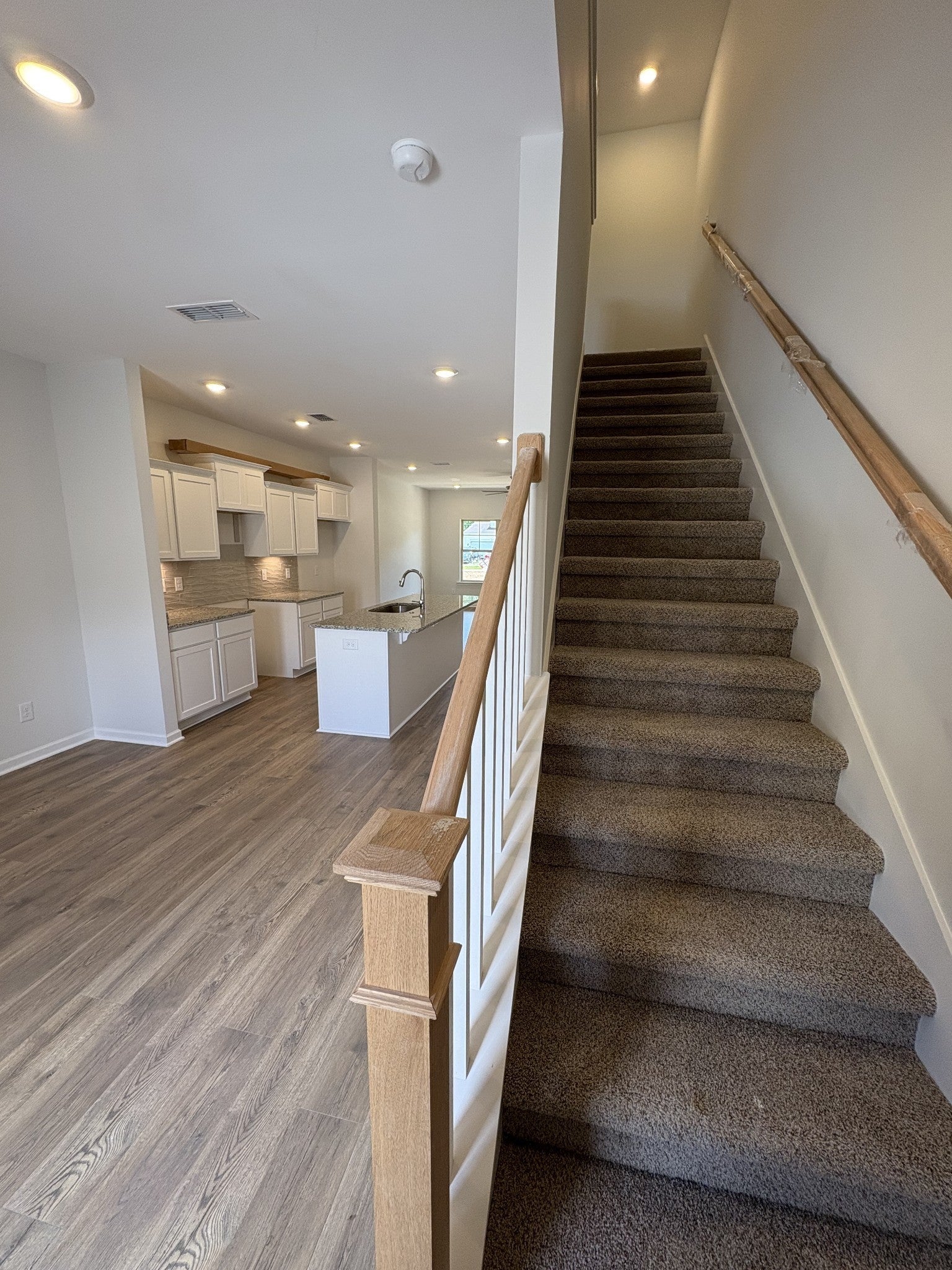 135 Ace Ave