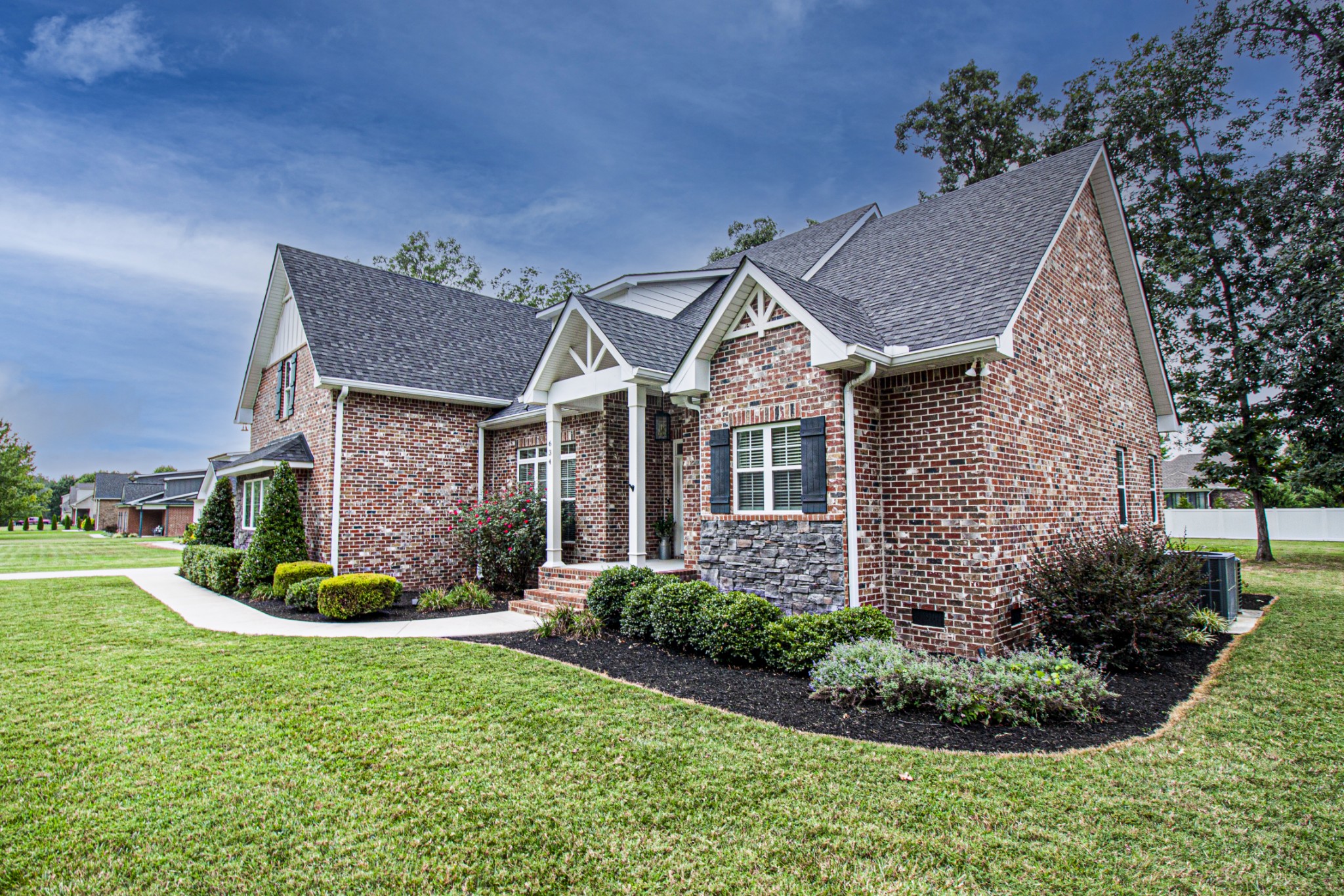 634 Lexington Cir
