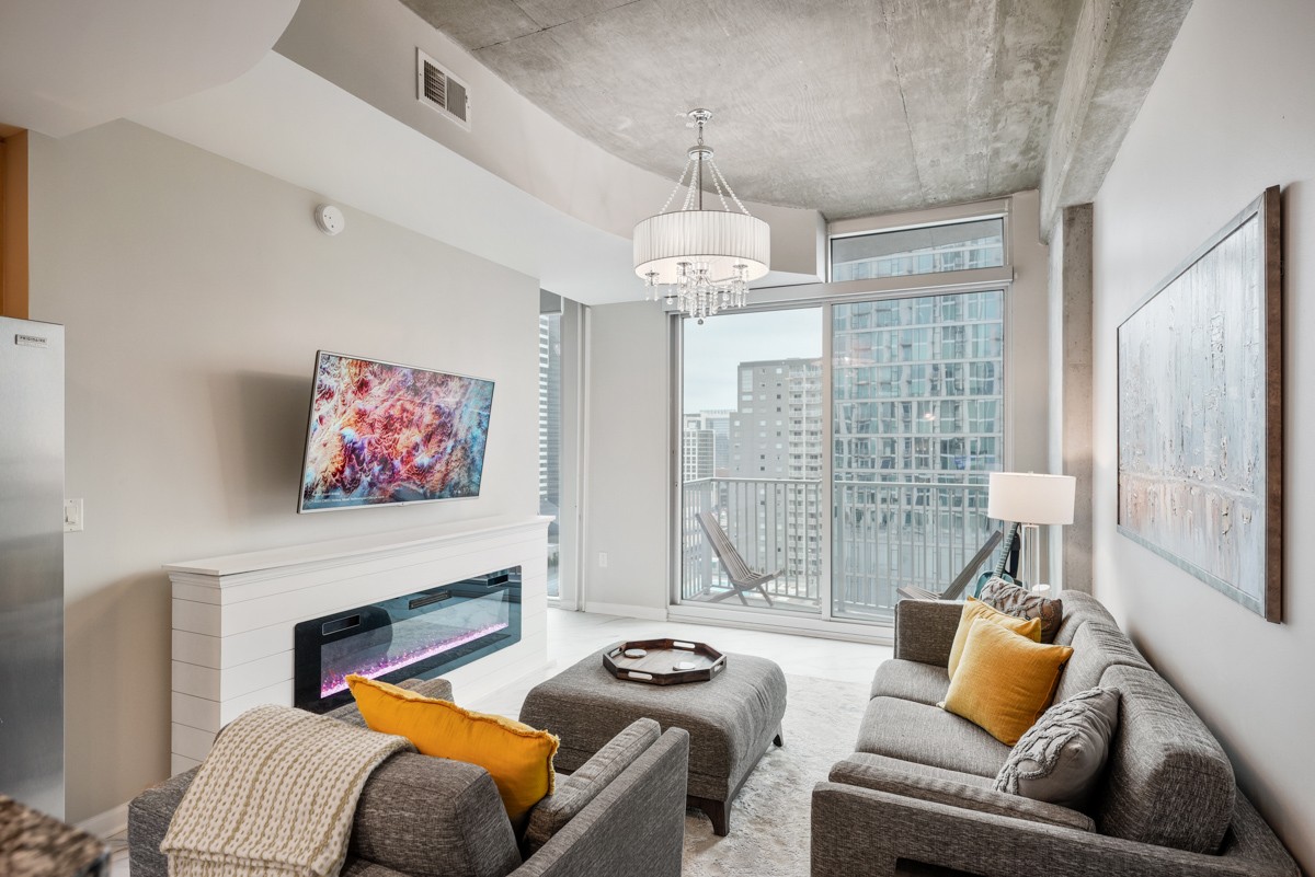 View Nashville, TN 37219 condo