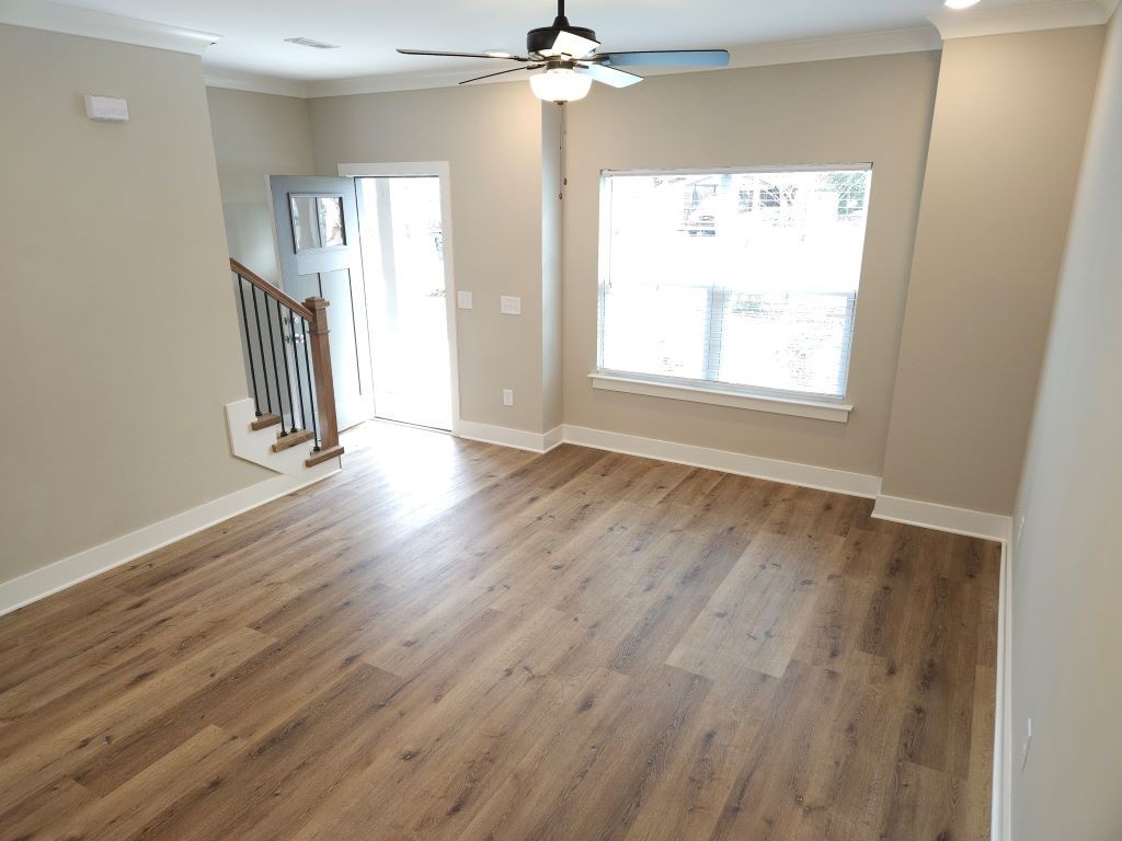 719 Crestland Ave B4