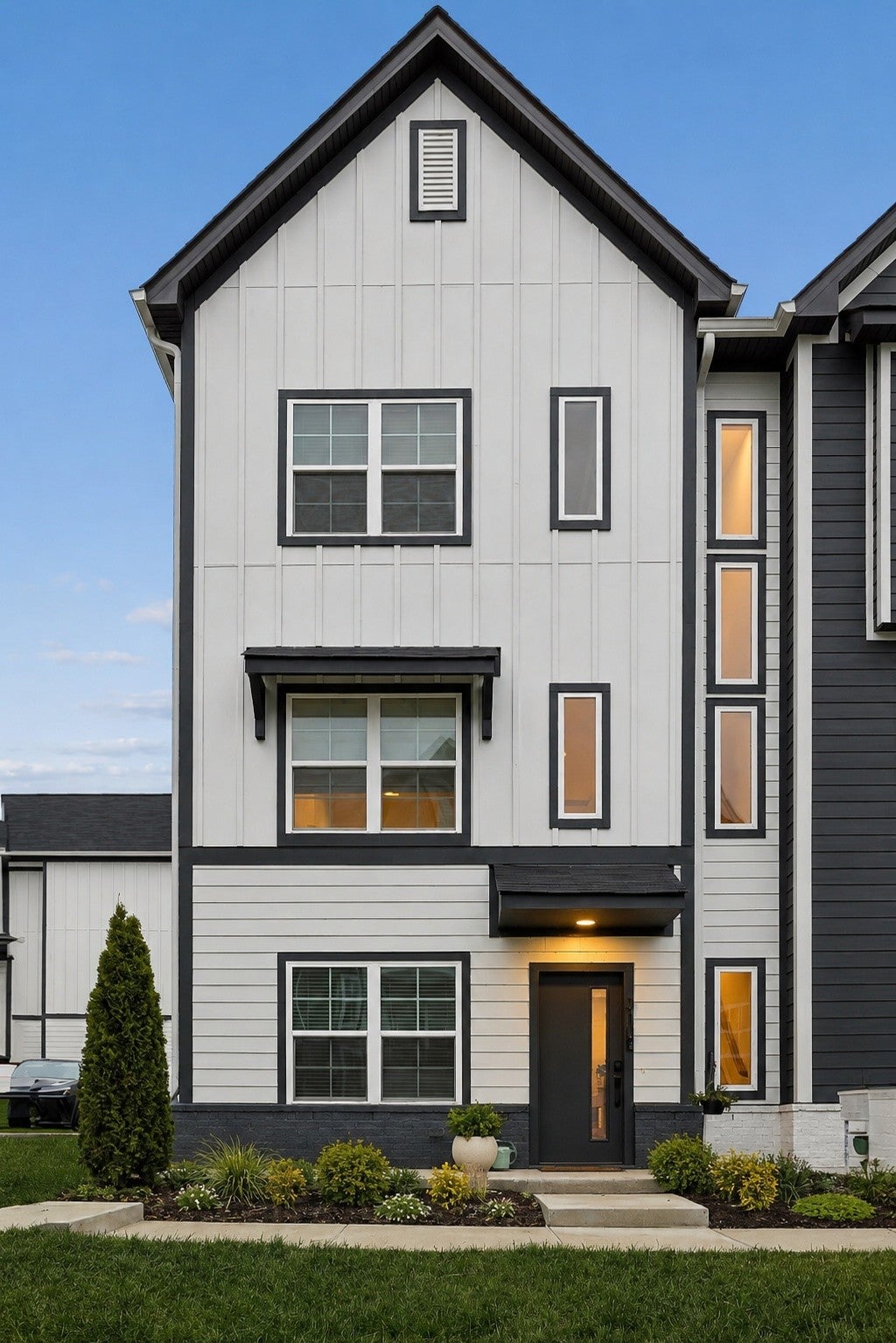 3-bed listing at 700 N Dupont Ave 310, Madison