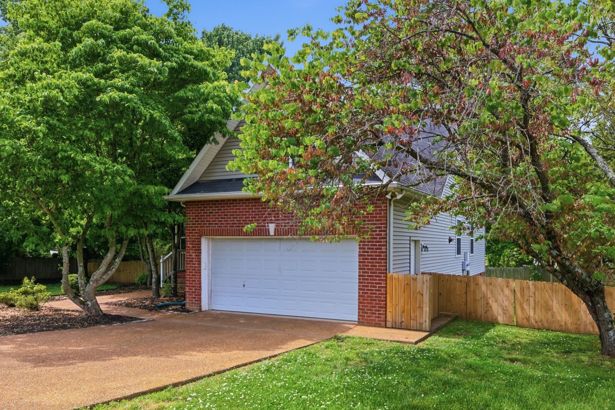 3403 McGee Cv