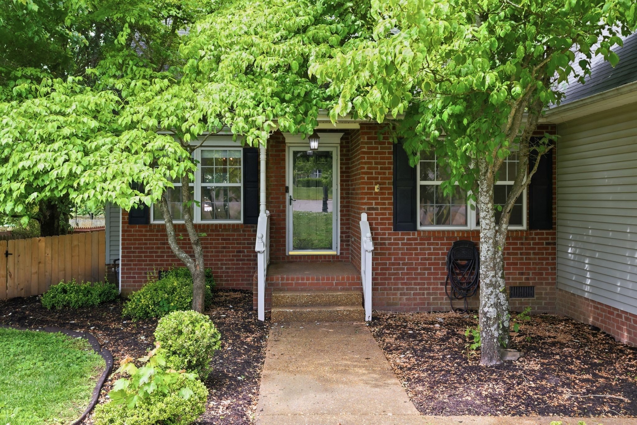3403 McGee Cv
