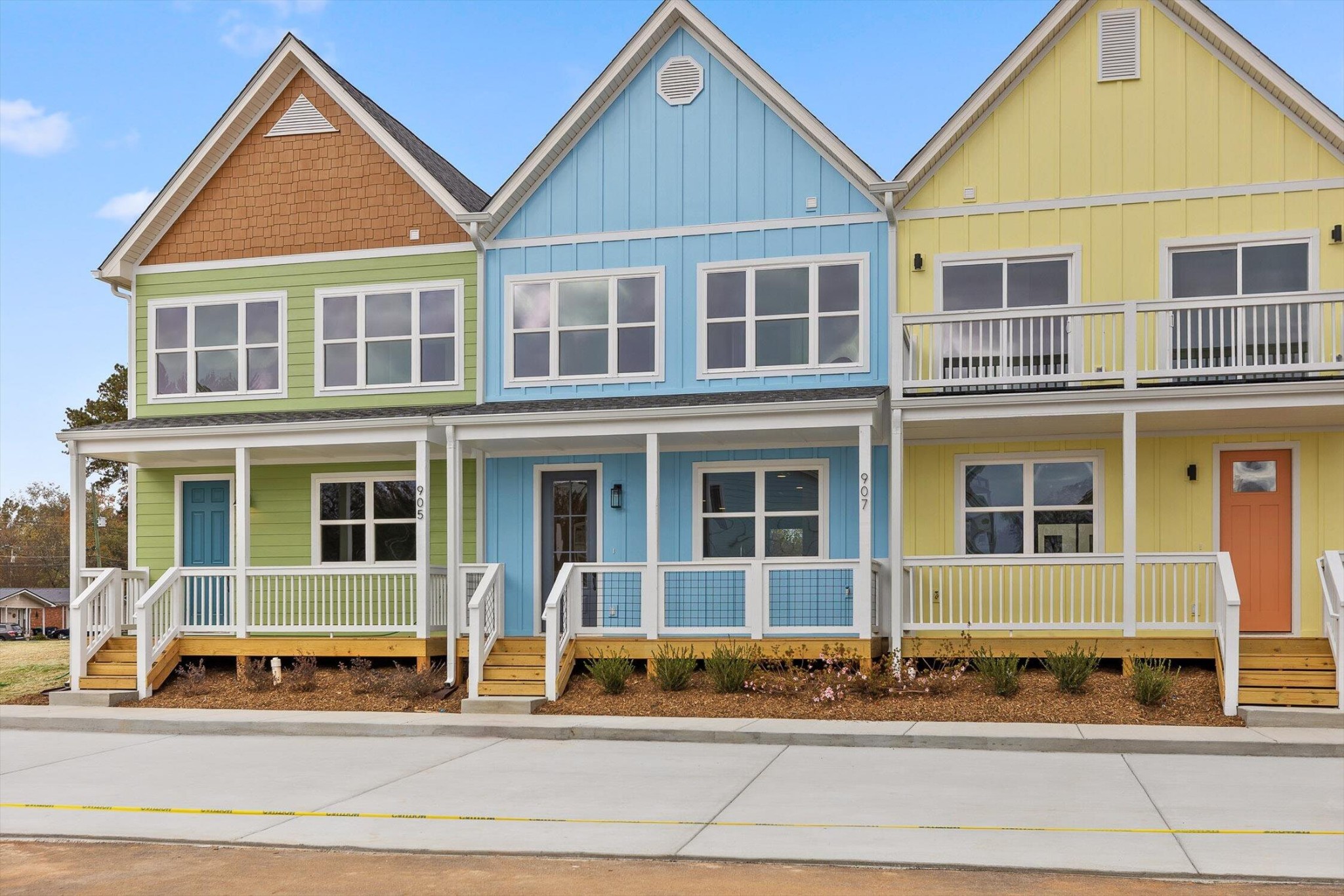 907 Blue Heights Drive 18