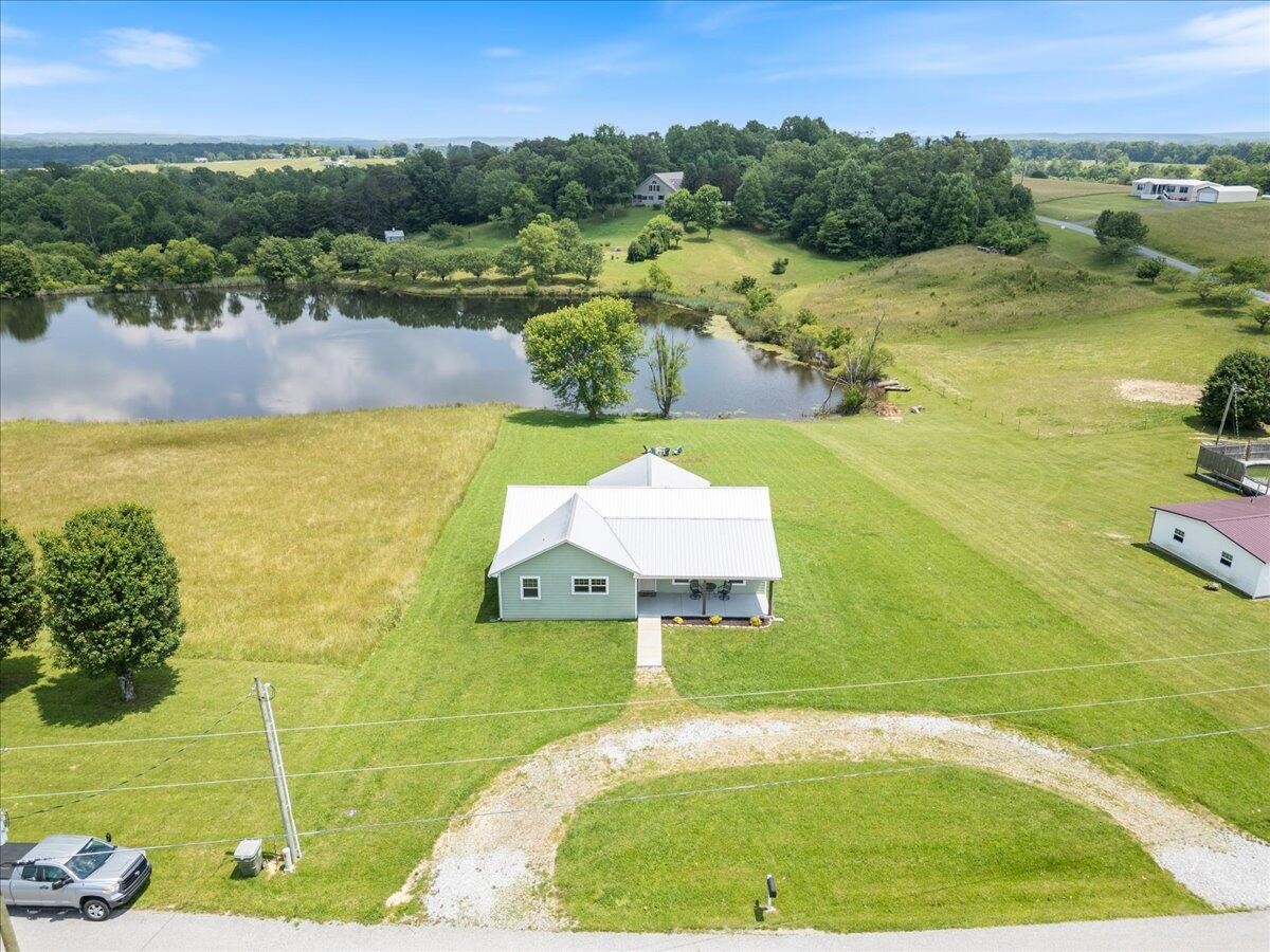124 Rolling Meadows Road
