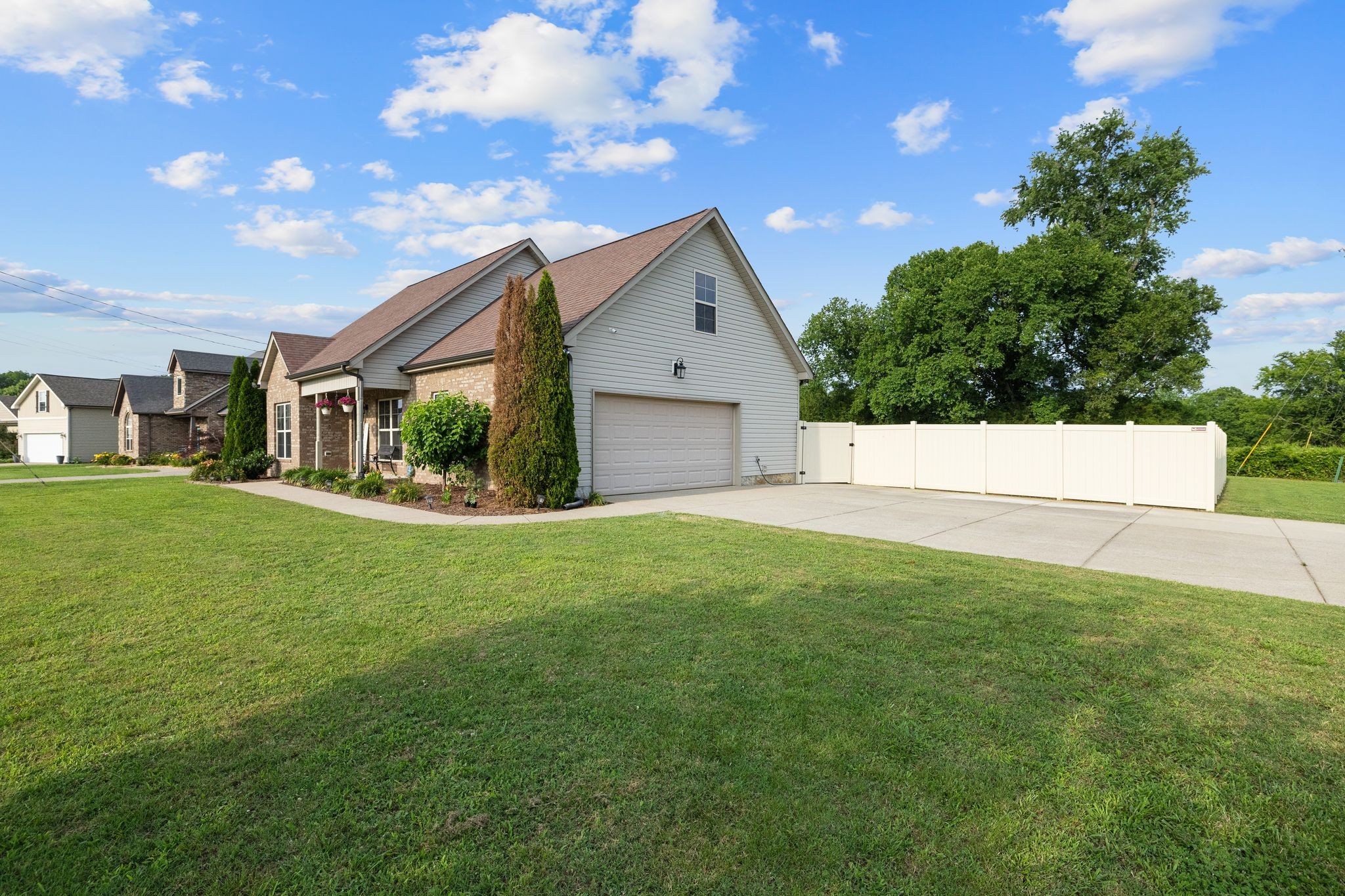 Middle Tennessee Properties 3 3228 Marion Davis Dr