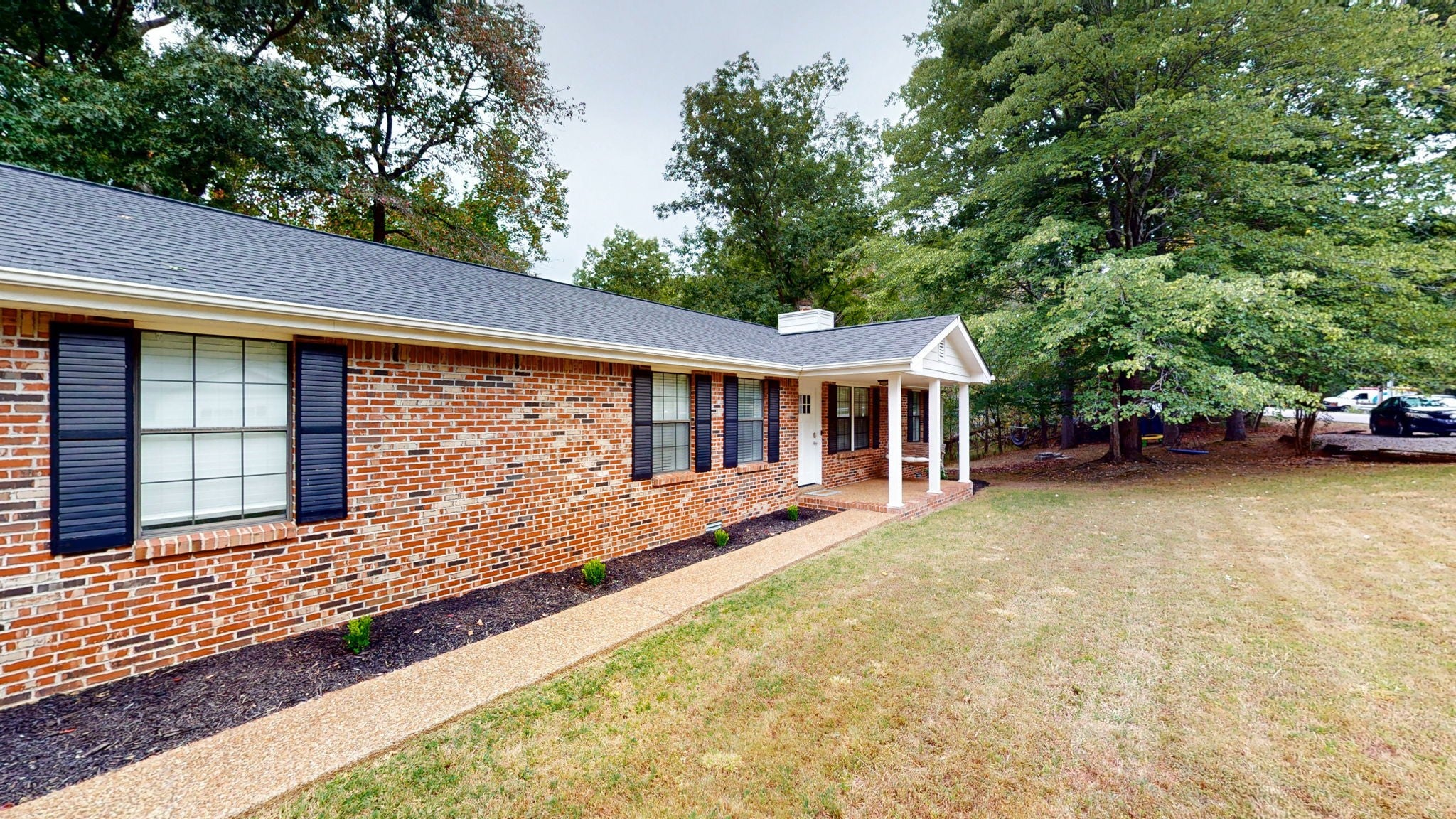 1304 Winding Way Dr