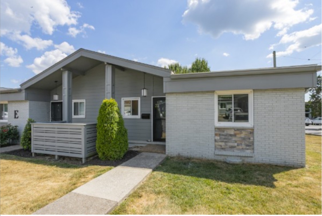 1900 Richard Jones Rd E4