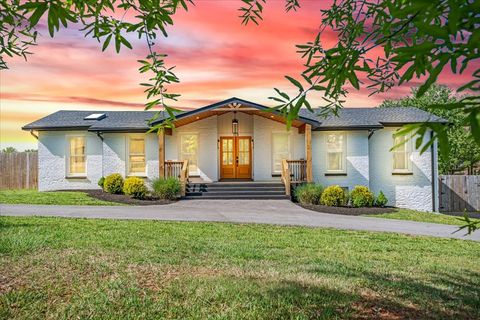 119 Briarwood Dr Greenbrier TN 37073