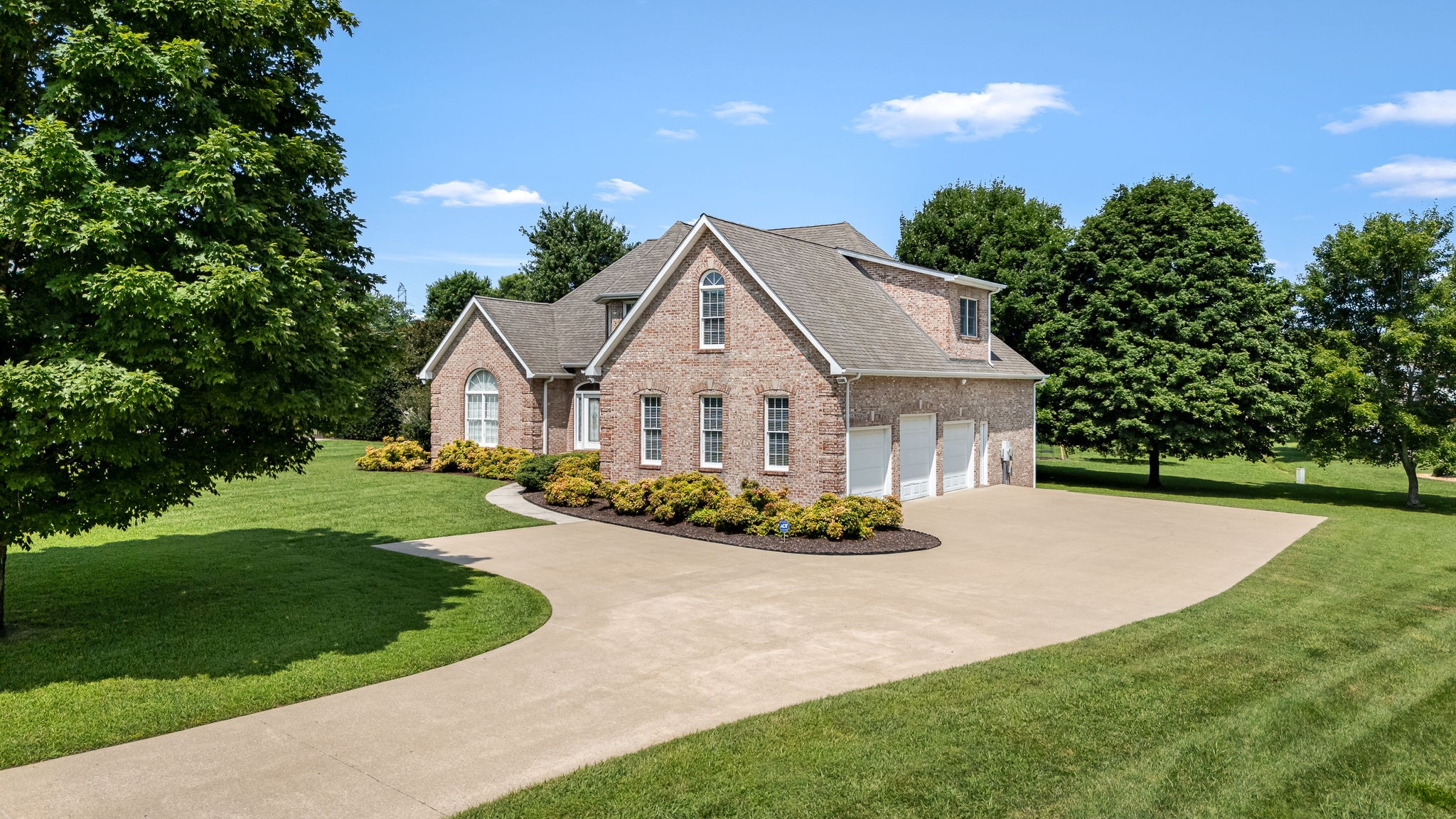 111 FAIRWAYS BLVD N