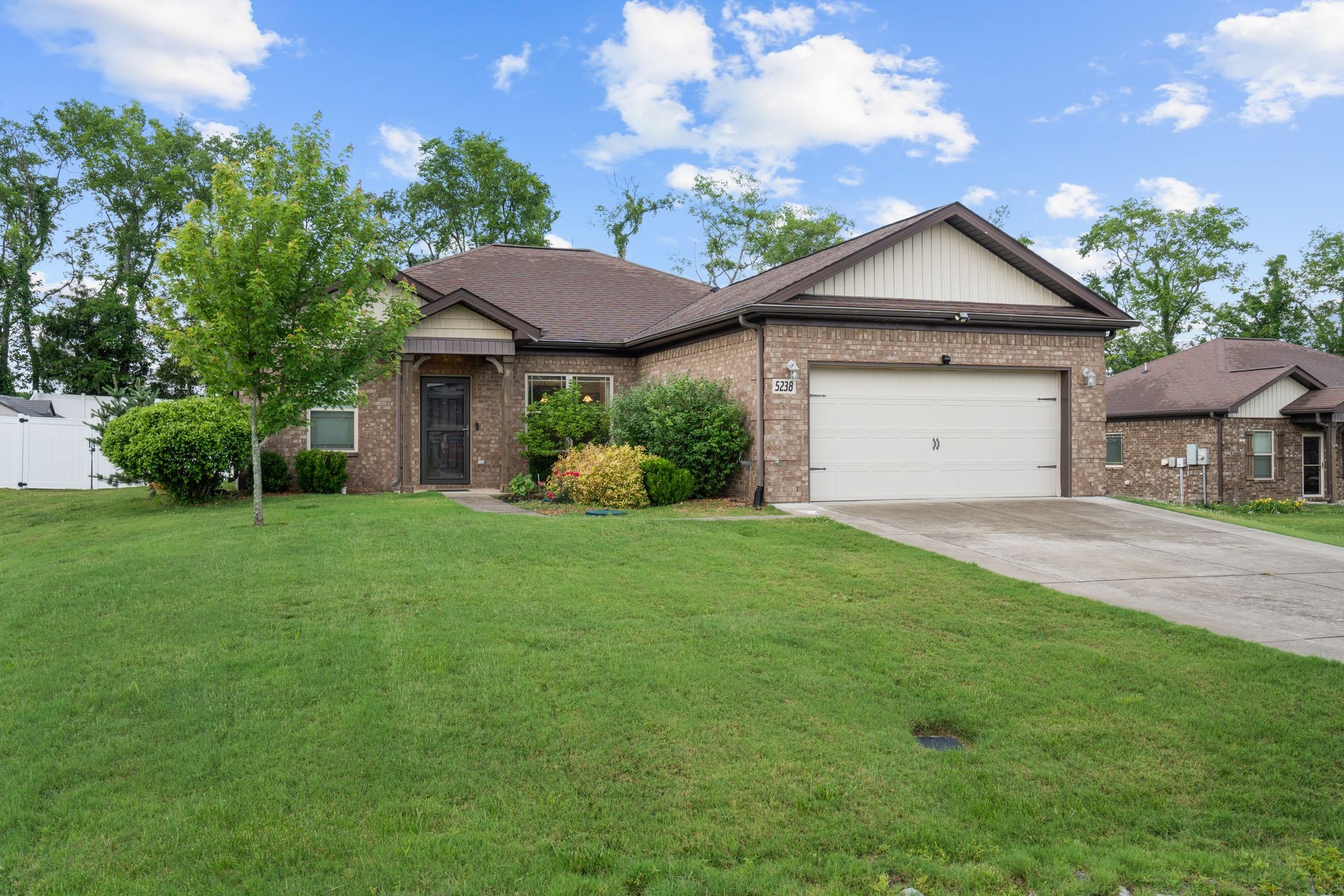 5238 McKinnley Dr