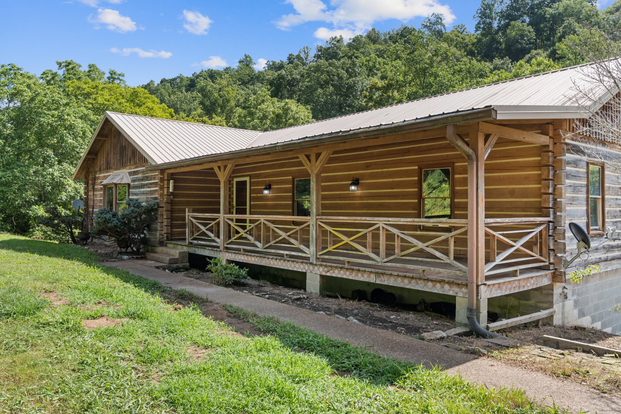 2738 Hurricane Creek Rd