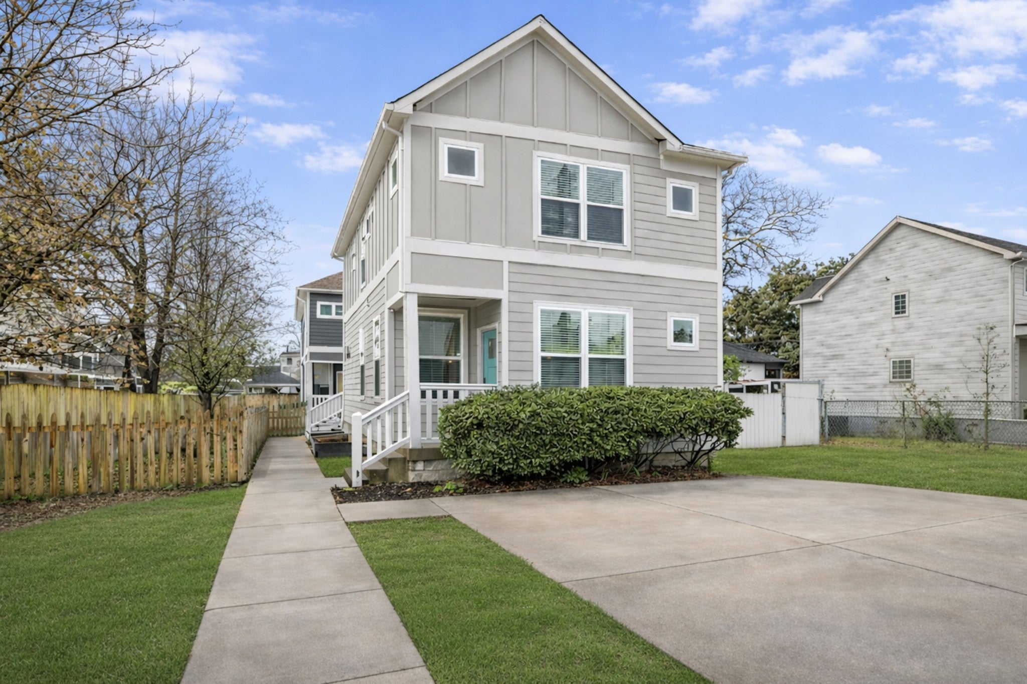 3-bed home at 1927 14th Ave N, Nashville, sold September 17, 2026