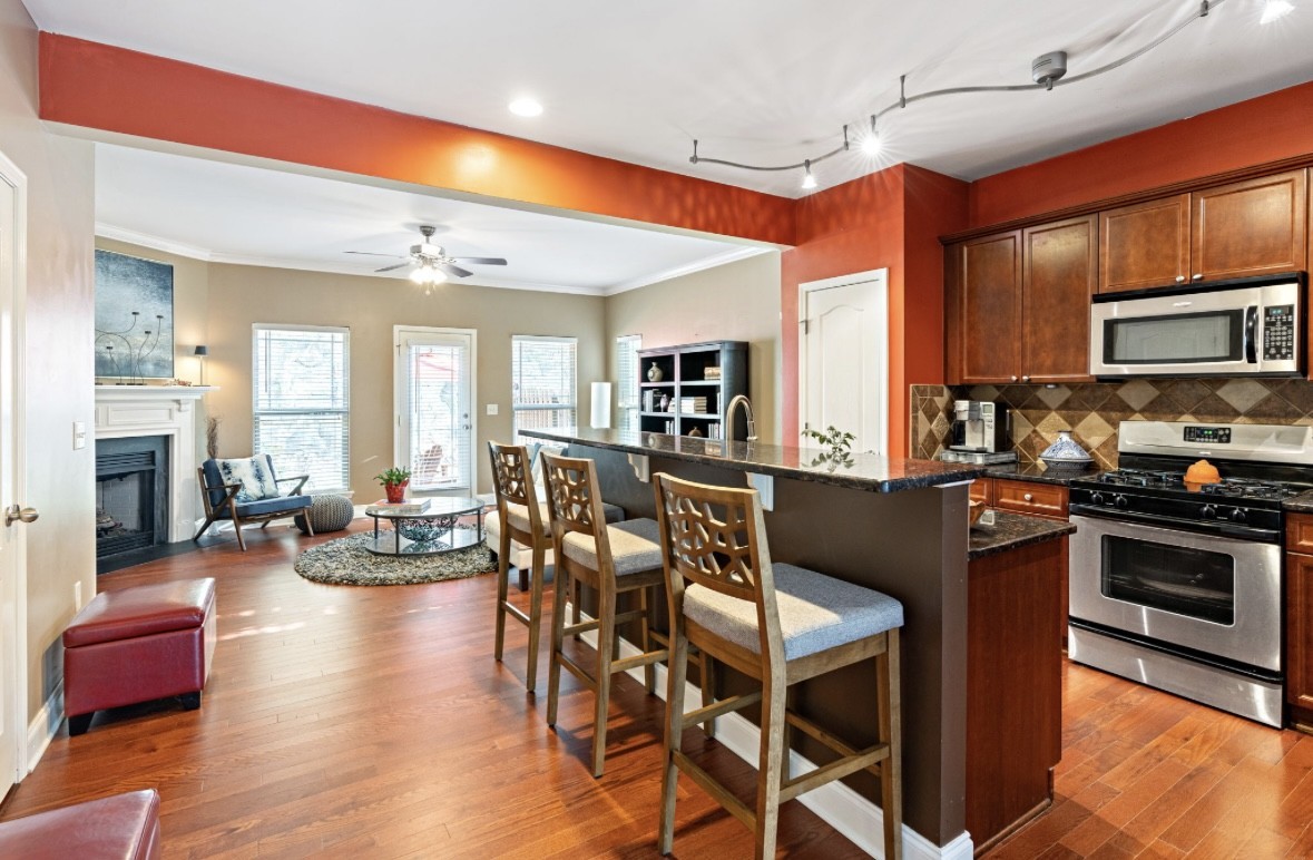 1062 Woodbury Falls Dr