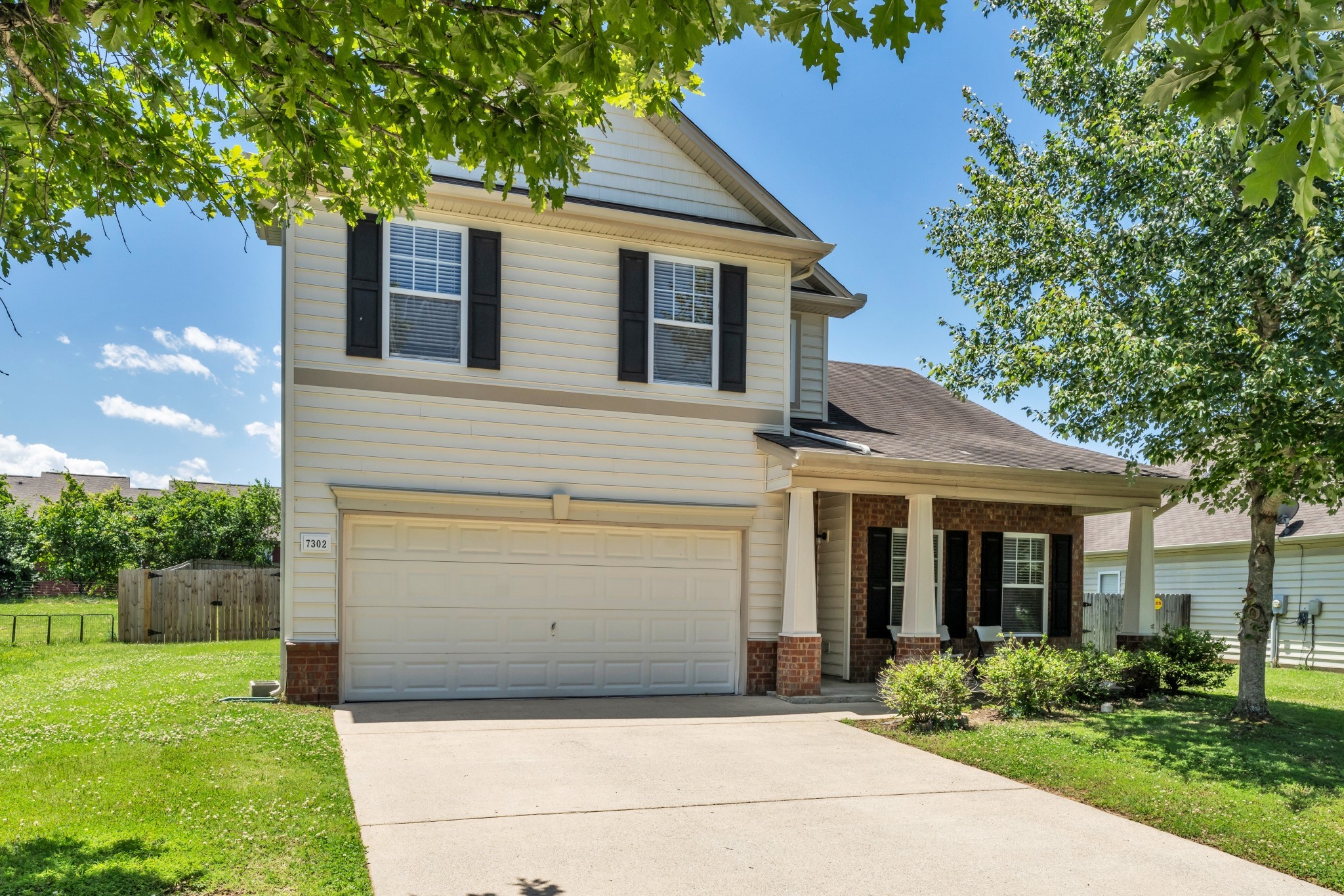 7302 Autumn Crossing Way