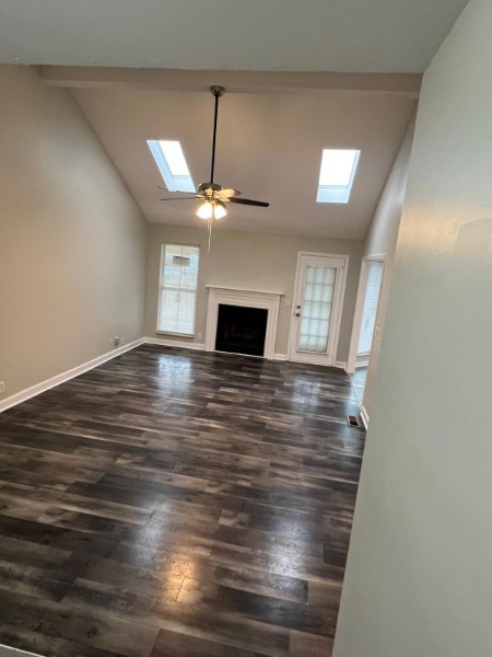 3300 Calais Cir