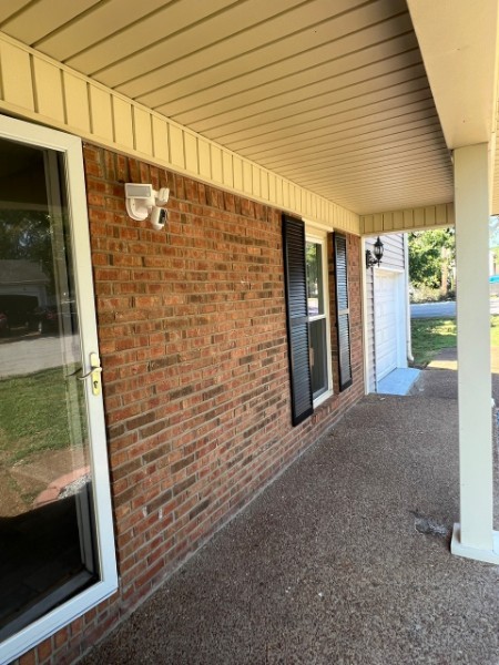 3300 Calais Cir
