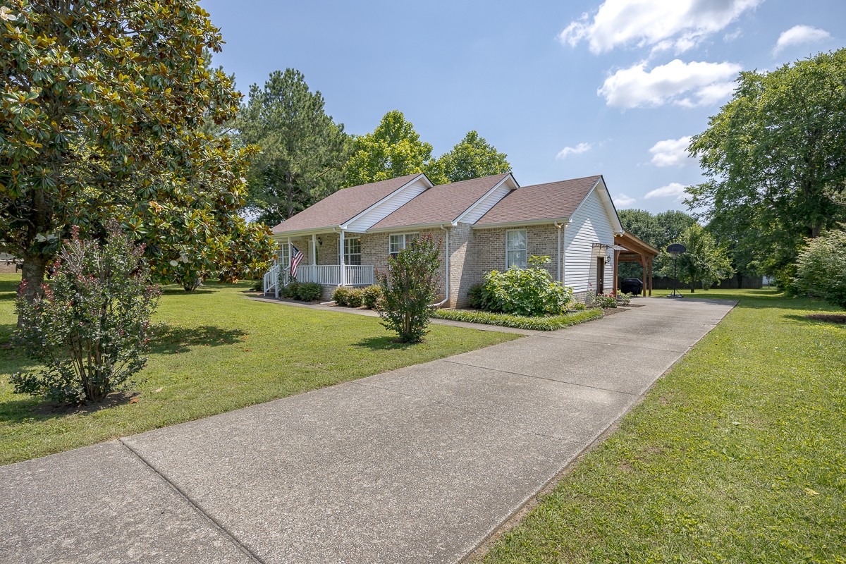 1077 Kathryn Rd