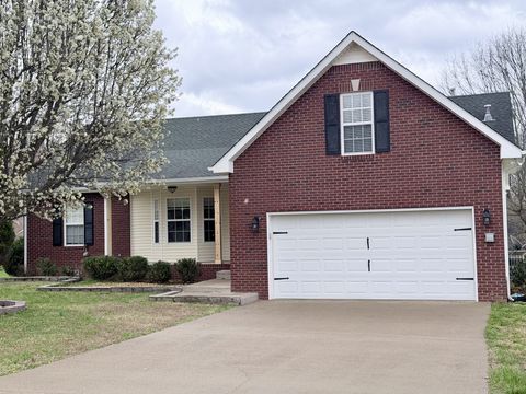 3344 Poplar Hl Clarksville TN 37043