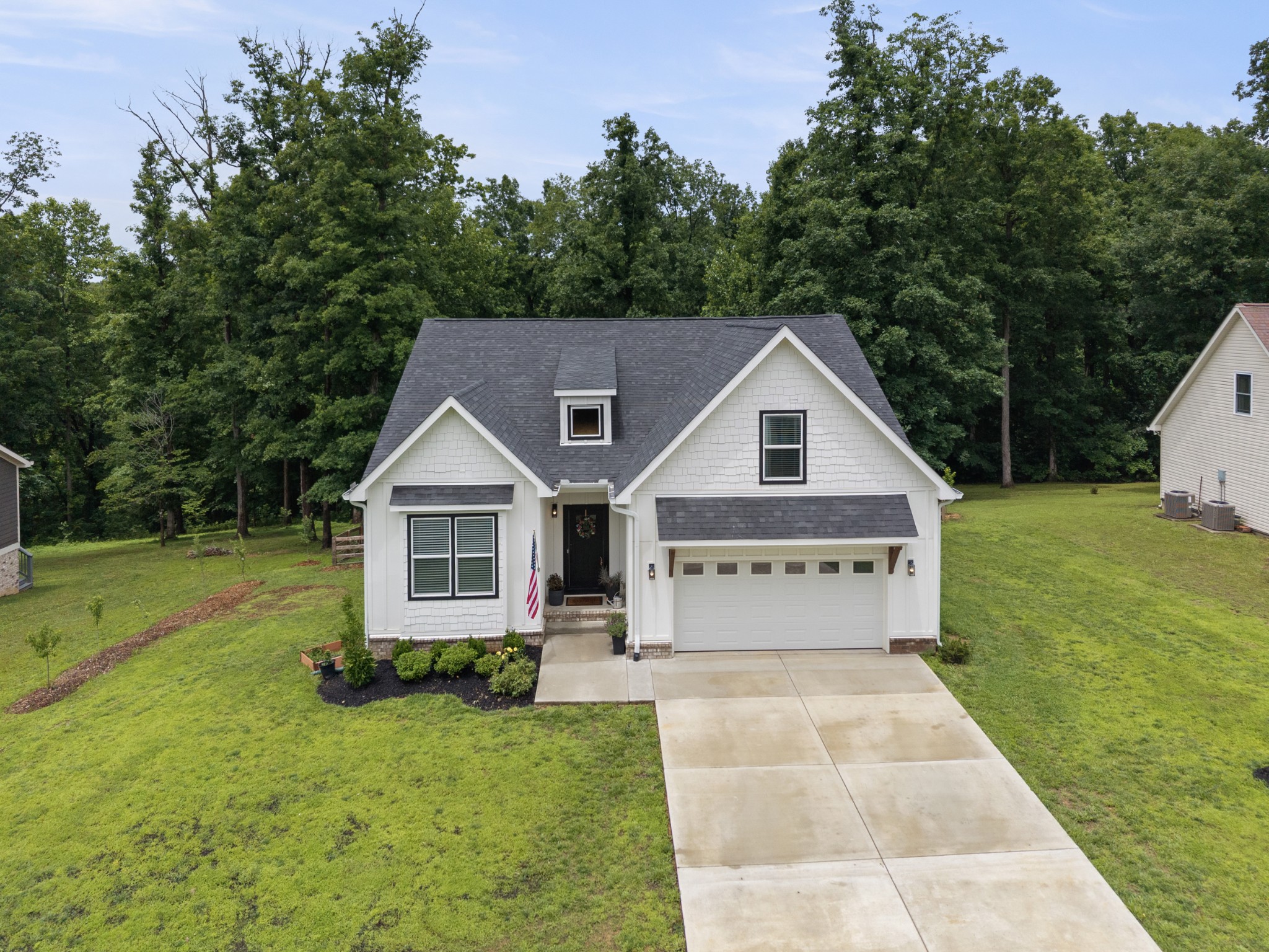 212 Cherokee Dr