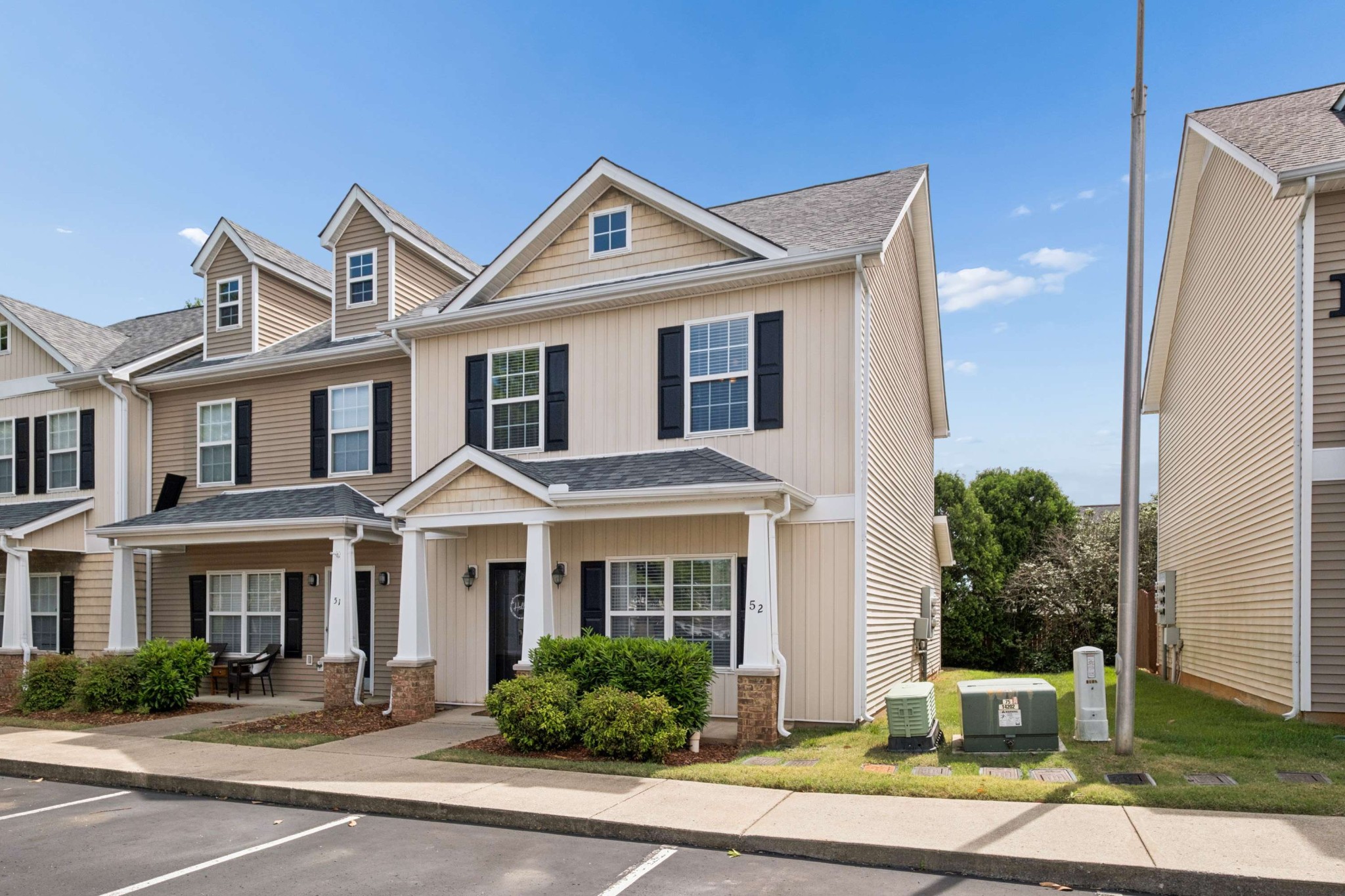 284 Meigs Dr G52