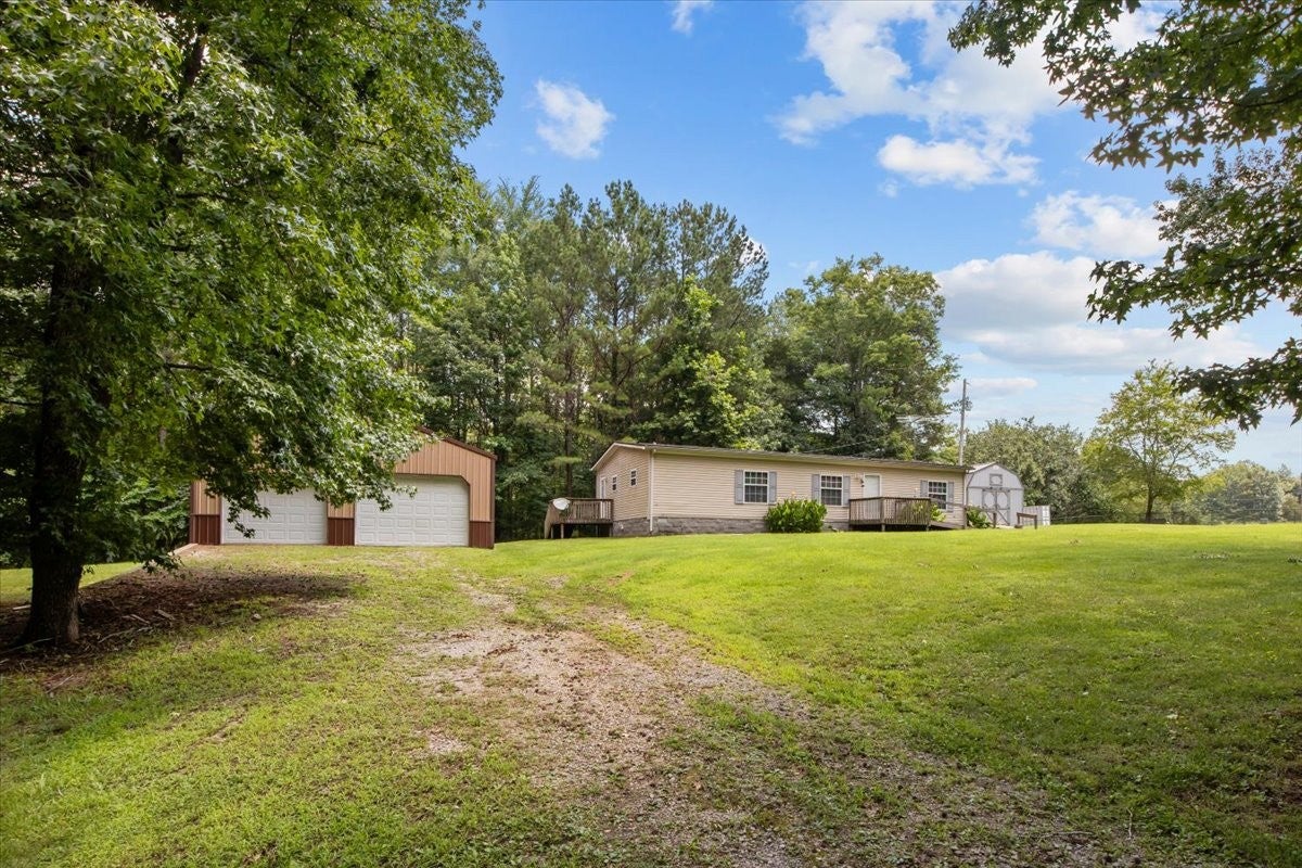 211 Old Stagecoach Ln