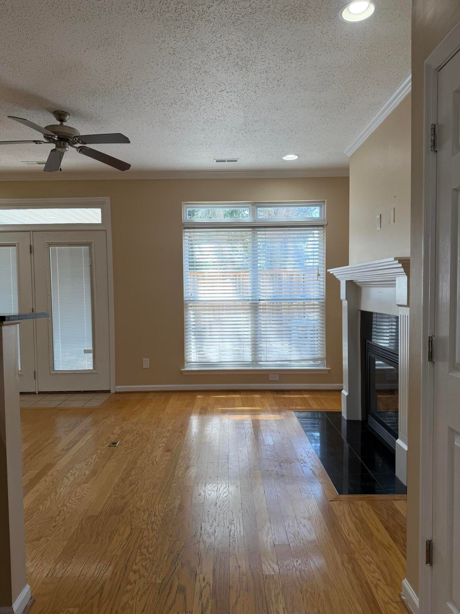 136 Emmyllie Court NE