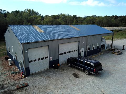 35 Alexander Springs Rd Ethridge TN 38456