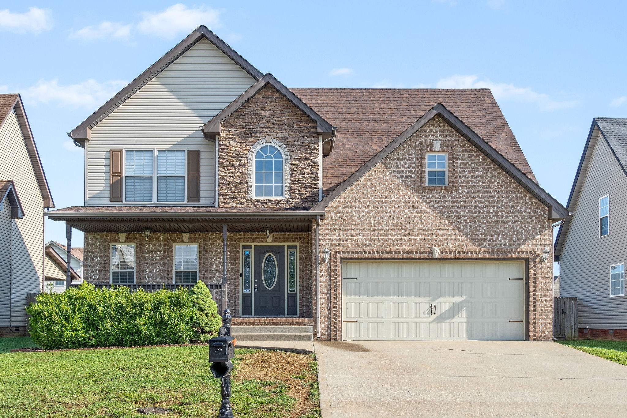 1447 Cobra Ln