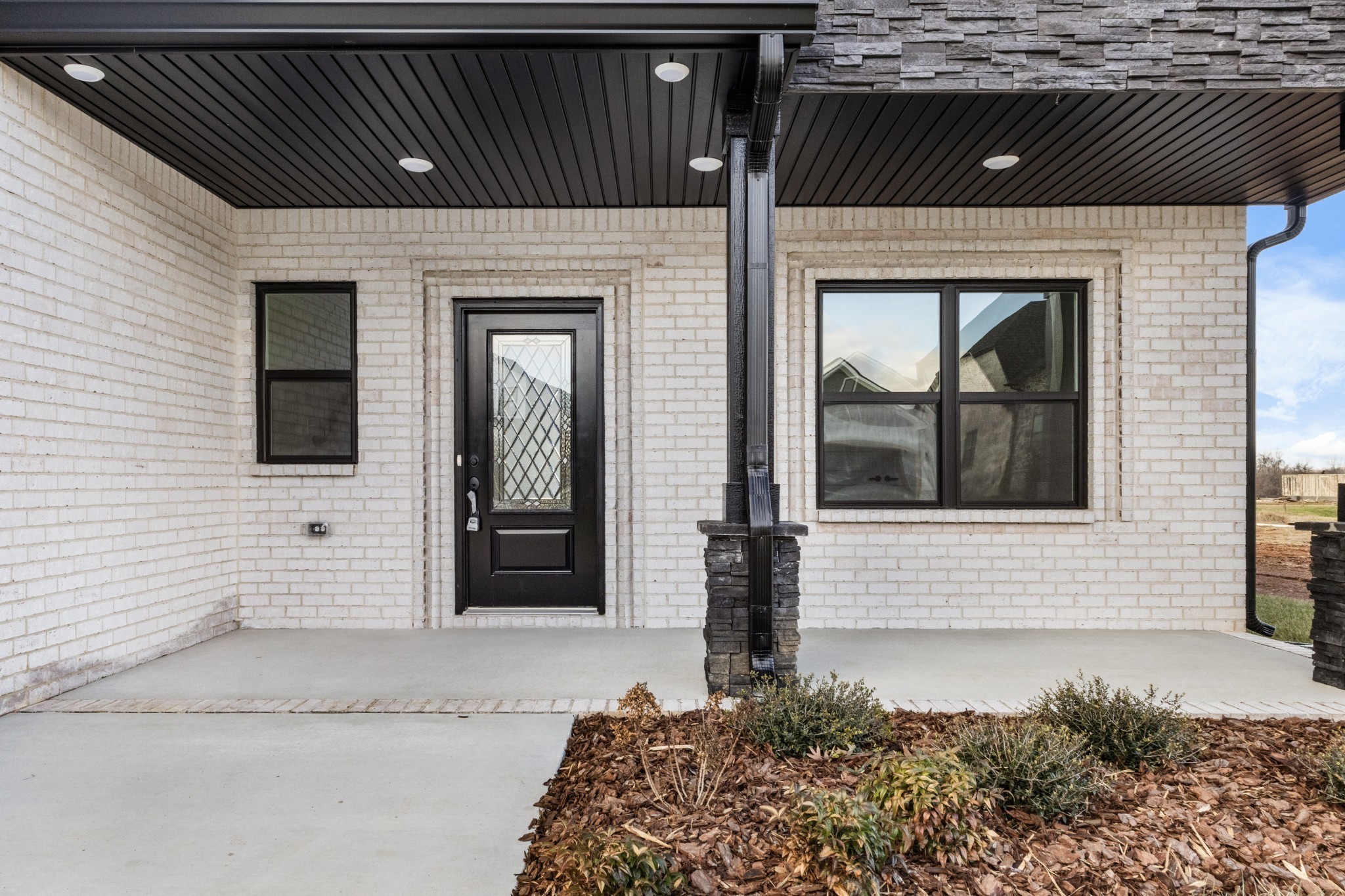 518 Foxglove Ln