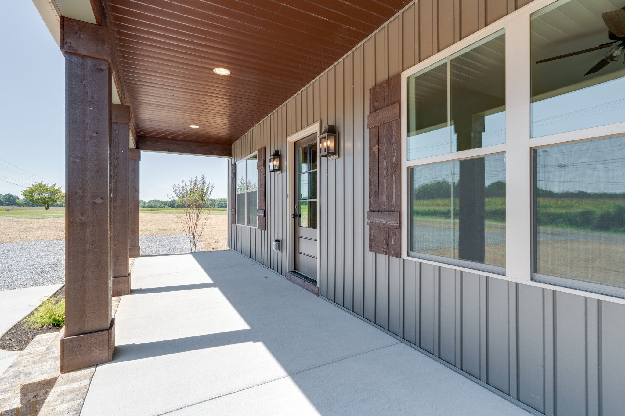 6827 Highway 41 N