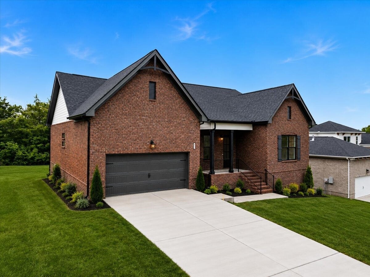 201 Sydney Dr