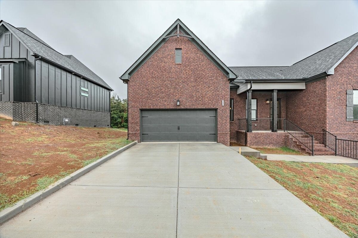 201 Sydney Dr