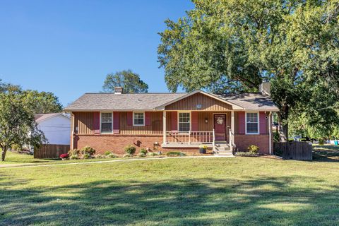 900 Cointreau Dr Hermitage TN 37076