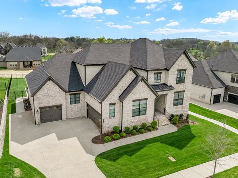 3313 Sarah Bee Ln Thompsons Station TN 37179