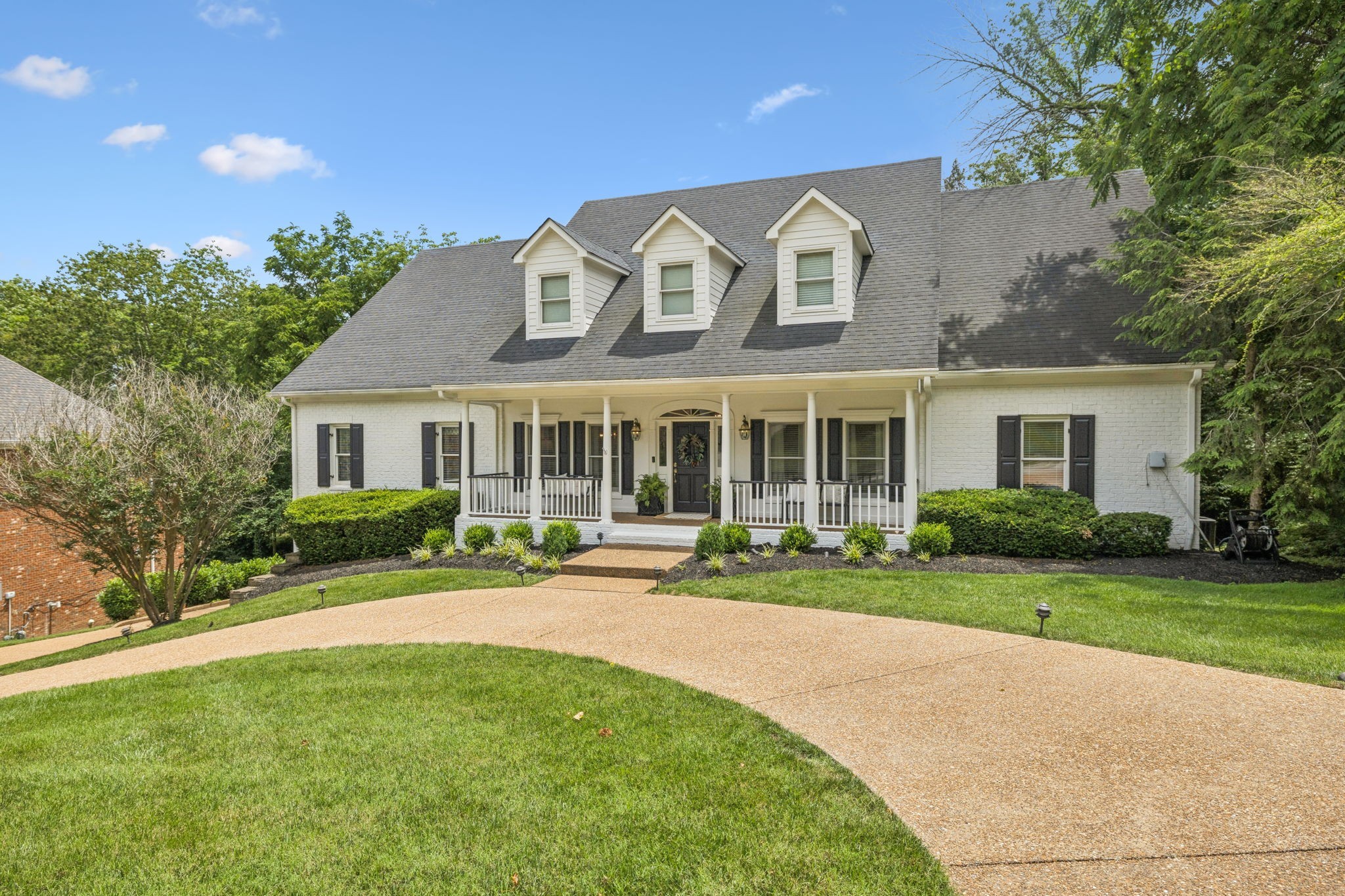 216 Bramerton Ct