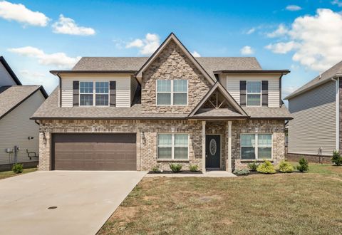 1620 Kestrel Dr Clarksville TN 37040