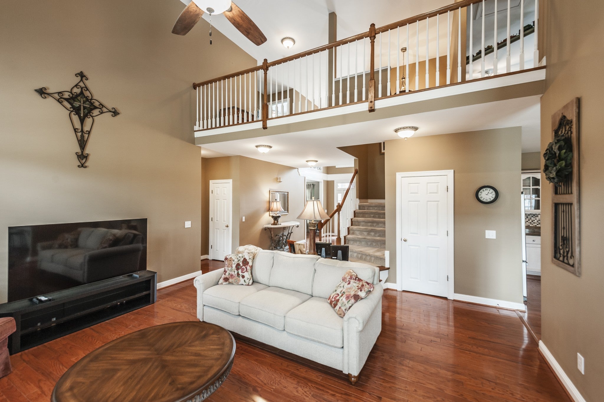 104 Newport Cir